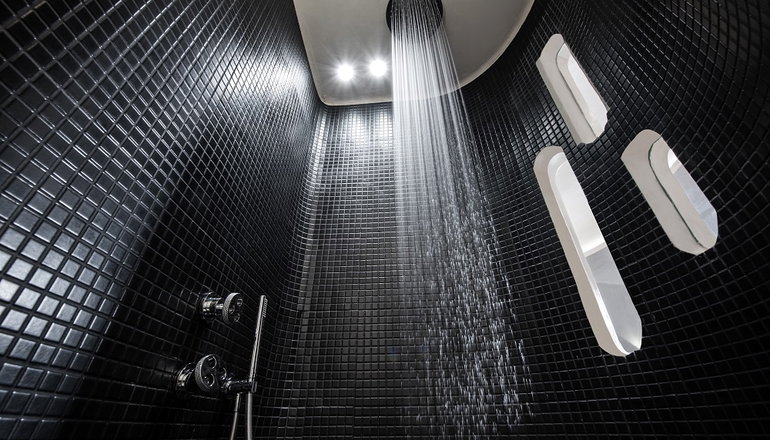 5* Athina Luxury Suites